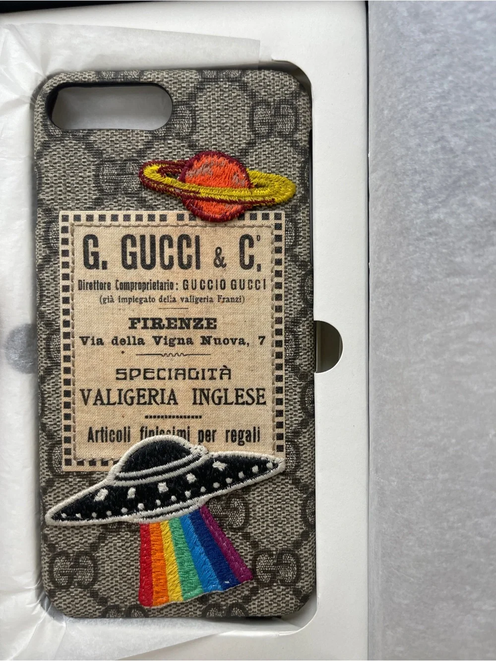 Gucci Beige Monogram UFO Rainbow iPhone 7/8 SE Case NWB. Style # 496344•493949